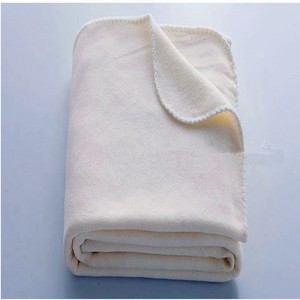 100% Polyester Solid Color fire retardant fleece blanket Plain Dyed printed Anti-pilling airline blanket