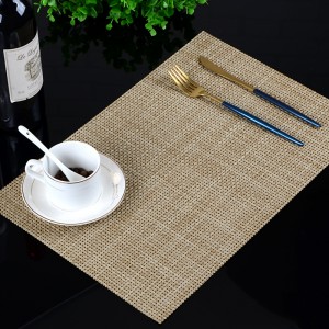 Placemats Washable PVC Dining Table Mats Heat Resistant Sustainable Woven Place Mats