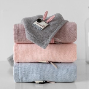 Wholesale simple patch cotton absorbent children’s face towel sustainable children’s face towel