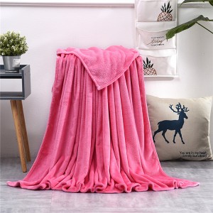 China Factory 100%polyester Super Soft Throw Blanket For Winter