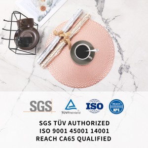 Manufactures PVC Hollow Placemat Gold Flowers Heat Insulation Place Mat Table Mats Sets Household Hotel