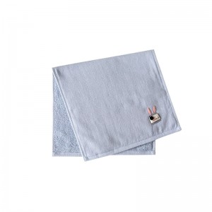 Wholesale simple patch cotton absorbent children’s face towel sustainable children’s face towel