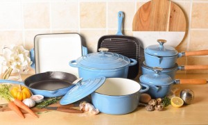 Cast iron cookware
