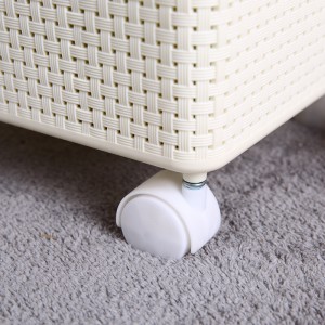 Custom size movable baby toy daily necessities plastic storage basket with wheel