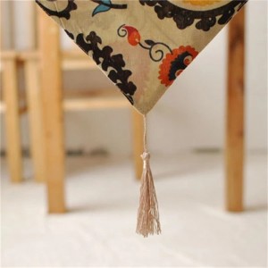 Hot selling modern european-style garden bohemian satin table runner