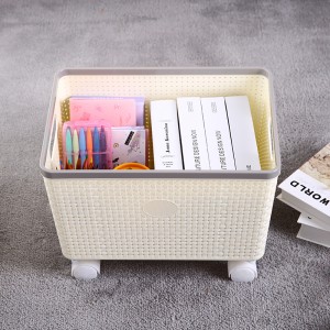 Custom size movable baby toy daily necessities plastic storage basket with wheel