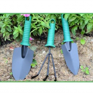 Most Popular Garden Equipment 5 Pcs Hand Tools Set With Garden Shovel Scissor Watering Can Garden Hand Tools Box Set