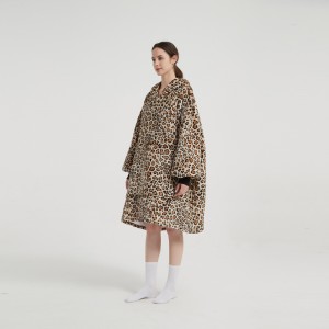 Soft And Comfortable Hot Sale blanket With Sleeves hoodie Blanket