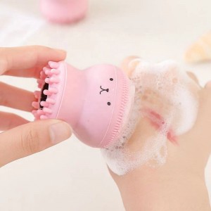 Modern korean kawaii cartoon makeup tools comfortable silicone facial scrubber brush