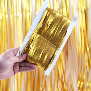 Top Quality Factory direct sales 12M Matte light metallic foil fringe curtains for event party supplies