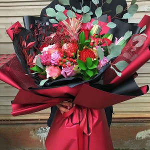 Wholesale Flowers Carnation Paper Christmas Party Gift Wrapping Supplies Neutral Color Florist Wrapping Bouquet Wrapper