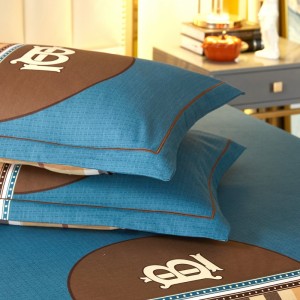 Hot Products Famous Brand Quilt Cover Bedding Set For Luxury Hotel Comforter Set