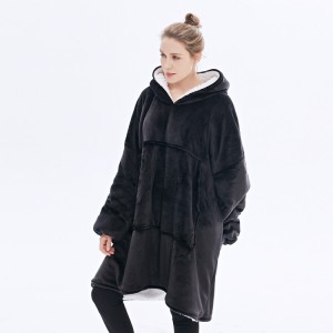 Custom Solid Giant Pocket Women Men Hooded Wearable Sherpa Sweatshirt Oversized Hoodie Blanket for Adults