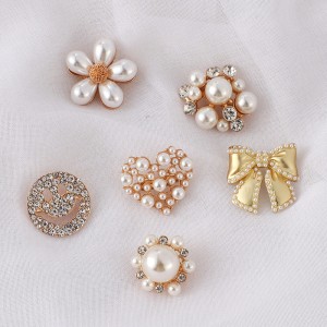 Latest Fashion Flower Rhinestone Women, Girl Crystal Custom Pearl Brooches