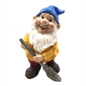Polyresin custom made holding broom garden gnomes, resin statues gnome garden decorations