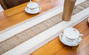 Amazon Hottest Table Runner 12x72inch Hollow Macrame Burlap Linen Cotton Pattern Printed knitted Dining Table Runner for Home D
