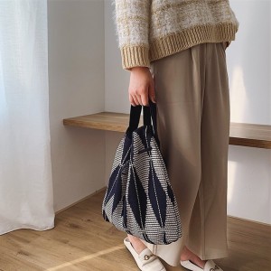 INS Korean Fashion Stripe Color Contrast Wool Knitting Bucket Tote Bag Woven Shoulder Messenger Bag
