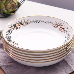 Wholesale European style fine bone china ceramic plates gold rim dinner tableware set luxury wedding dinnerware