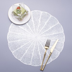 Manufactures PVC Hollow Placemat Gold Flowers Heat Insulation Place Mat Table Mats Sets Household Hotel