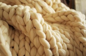 Home 39 x 47 Thick Yarn Merino Wool Cable Knitted Heavy Throw Weighted Blanket Chunky Knit Blanket